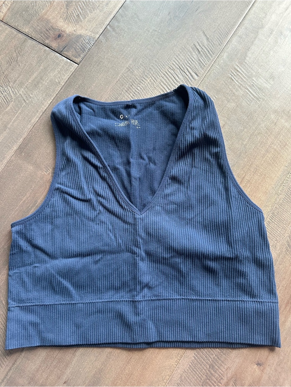 Garage Ribbed V-Neck Cropped Tank Top - Navy